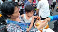 Warga Antre Hadiri Open House JK
