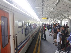 Daop 8 Kembali Tambah Dua Kereta Tambahan untuk Arus Balik