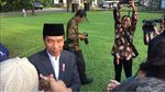 Momen Jokowi Salat Id dan Salami Warga di Bogor