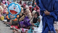 Doraemon ikut salat.