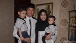Selamat Lebaran dari Keluarga Dude Harlino