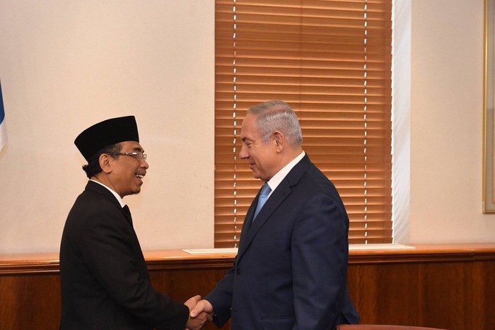 Yahya Cholil Staquf bertemu PM Israel Benjamin Netanyahu