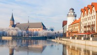 Inilah Kota Kaliningrad. Kota kejepit Rusia ini ada di antara negara Latvia, Belarus, dan Polandia juga Laut Baltik (russia.travel.official/Instagram)