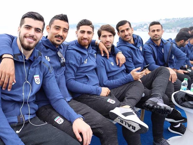 Inilah wajah close-up para pemain Iran yang disebut netizen kegantengan mereka membuat gagal fokus. (Foto: Getty Images)