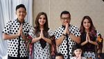 Gaya Lebaran Selebriti (1)
