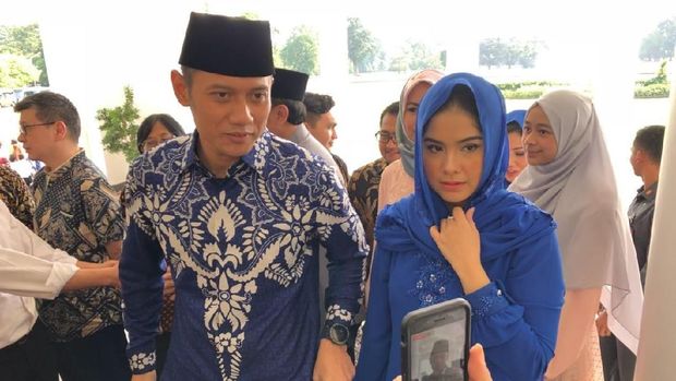 AHY saat menghadiri open house Presiden Jokowi / 