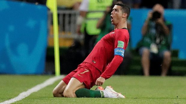  Cristiano Ronaldo akan jadi ancaman lini pertahanan Uruguay. 