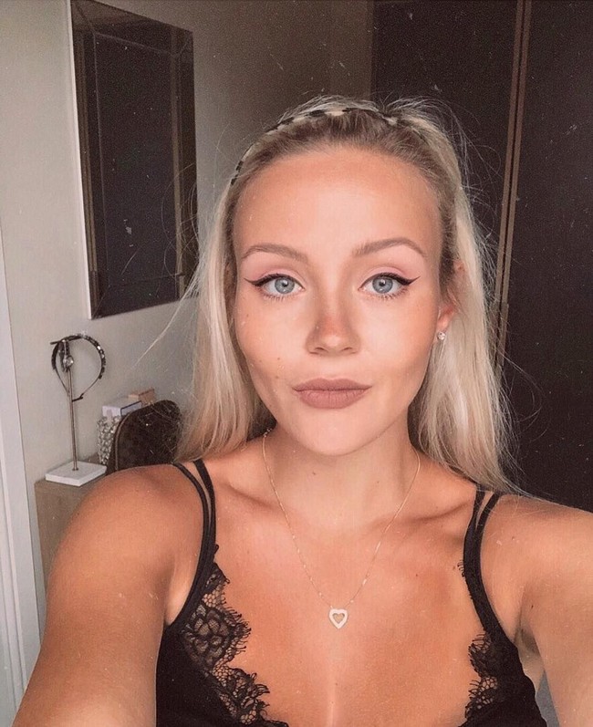 Di Instagram, wanita cantik ini cukup aktif bermedia sosial dan punya lebih dari 2.600 pengikut. (Foto: Instagram)