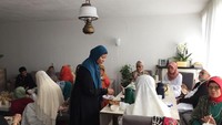 Biasanya, ajang silaturahmi dilakukan oleh orang yang dituakan atau sesepuh dari yang sudah tinggal lama di Belanda (Istimewa/Puspita)