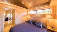 Rumah mungil ini di dalamnya ada dua kamar tidur. Istimewa/Inhabitat.