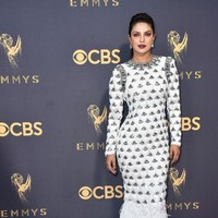 Priyanka Chopra punya nama julukan yang manis. Seperti dilansir Cosmopolitan, wanita berbibir seksi itu kerap dipanggil teman dan keluarganya dengan Sunshine atau Mimi. (Foto: Getty Images)