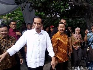 Jokowi Sosialisasi Pajak UMKM Hingga Beri Kuliah Umum di Bali
