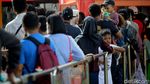 Antrean Bus Wisata Keliling Jakarta Mengular
