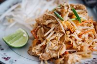 Masih Punya Sisa Rendang? Olah Jadi 5 Makanan Baru Ini