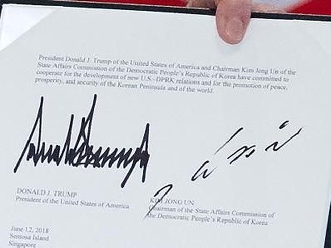 Mengungkap 4 Makna di Balik Tanda Tangan Kim Jong Un dan Donald Trump