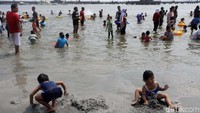 Pada libur Lebaran, Ancol menyuguhkan atraksi hiburan, di antaranya di Dufan, Seaworld, dan Ocean Dream Samudra.
