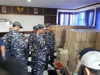 TNI Gagalkan Penyelundupan 14 Ribu Botol Miras dari Malaysia