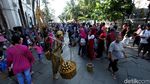 PKL Penuhi Pedestrian di Kota Tua, Pejalan Kaki Baper