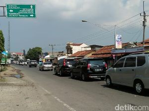 Ada Sejumlah Titik Kepadatan Arus Lalin di Banyumas Siang Ini