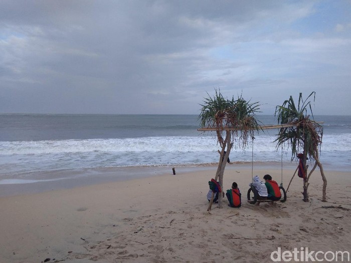 Pantai Santolo Garut