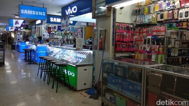 Toko HP Offline Makin Sepi Pembeli, Ada Apa?