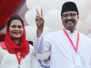 Gus Ipul-Puti Kampanye Akbar di Madiun Rebut Suara Mataraman