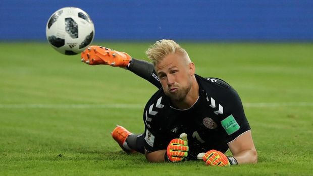 Kasper Schmeichel menjadi salah satu penghalang Peru mencetak gol ke gawang Denmark.