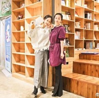 Belum lama ini wanita yang bernama Xia Jingyi memposting beberapa foto bersama ibunya, dan tanpa diduga jadi topik hangat di kalangan netizen. Foto: Dok. Weibo