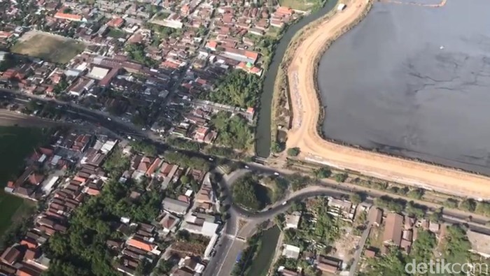 Kapolda Jatim pantau arus balik dari udara