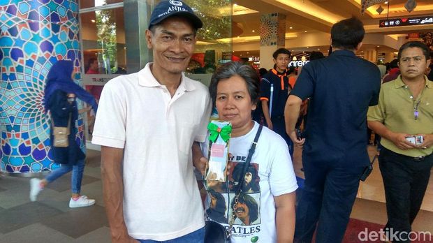 Pengunjung Transmart Bogor usai bertemu Jokowi / 