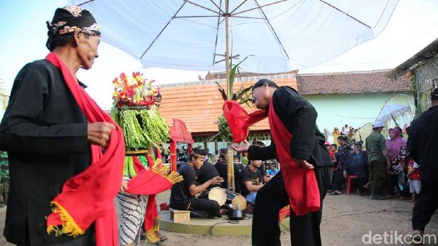 Ritual Magis Seblang Olehsari Banyuwangi