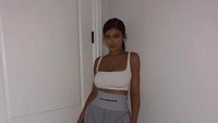 Kylie Jenner sempat menghapus foto-foto putrinya di akun Instagram miliknya. Foto: Instagram Kylie Jenner