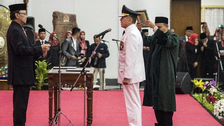 Buka-bukaan Wiranto soal Alasan Percaya Iriawan Buka-bukaan Wiranto soal Alasan Percaya Iriawan