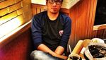 Pose Manis Sammy Simorangkir Saat Makan Bersama Istri dan Keluarga
