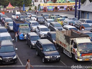Cegah Corona, Antrean di Pelabuhan Penyeberangan Dikurangi