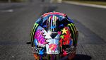 Warna-warni Helm Jorge Lorenzo