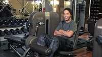 Masih menjadi primadona sepanjang masa, Ronaldinho yang juga masih aktif dalam karir sepak bolanya tetap nge-gym untuk menjaga kebugaran tubuh. (Foto: Instagram/ronaldinho)