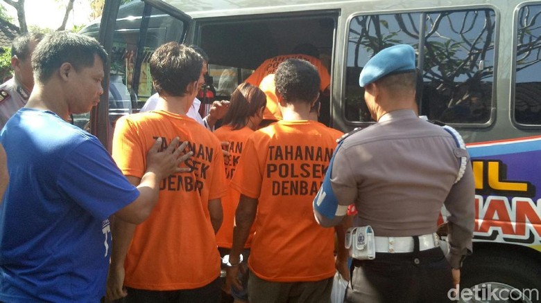 14 Tahanan Polsek Denpasar Barat Dipindahkan 14 Tahanan Polsek Denpasar Barat Dipindahkan