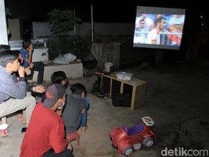 Waspada Nobar Piala Eropa 2020 Berujung Klaster COVID, Catat Titik Lengahnya