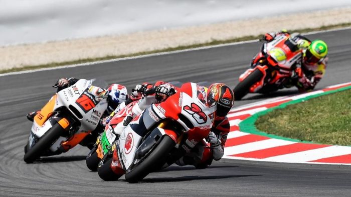 Dimas Ekky Pratama dalam grand prix Moto2 di Sirkuit Catalunya (Foto: Dok: Astra Honda Motor) Dimas Ekky Pratama dalam grand prix Moto2 di Sirkuit Catalunya (Foto: Dok: Astra Honda Motor)