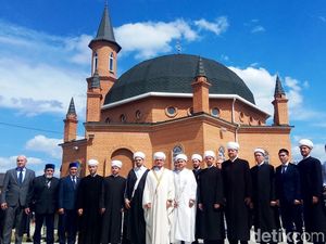 Lewat Masjid di Moskow, RI Harap Hubungan dengan Rusia Lebih Erat