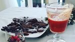 Lihat Gaya Si Tampan Robert Lewandowski Saat Makan Bareng Istri dan Temannya