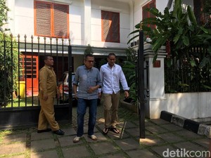 Nama UAS Cawapres Menguat, Elite Gerindra Merapat ke Rumah Prabowo
