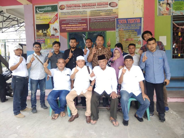 Paslon Eramas Janjikan Penyelesaian Tanah Sengketa Paslon Eramas Janjikan Penyelesaian Tanah Sengketa