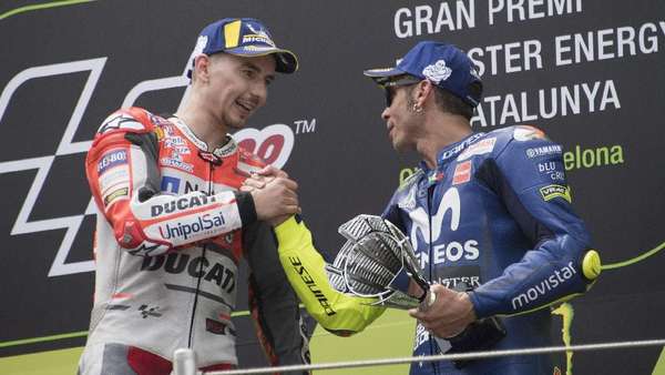 Lorenzo: Dengan Motor Ducati Sekarang, Rossi Bisa Saja Menangi Balapan Lorenzo: Dengan Motor Ducati Sekarang, Rossi Bisa Saja Menangi Balapan