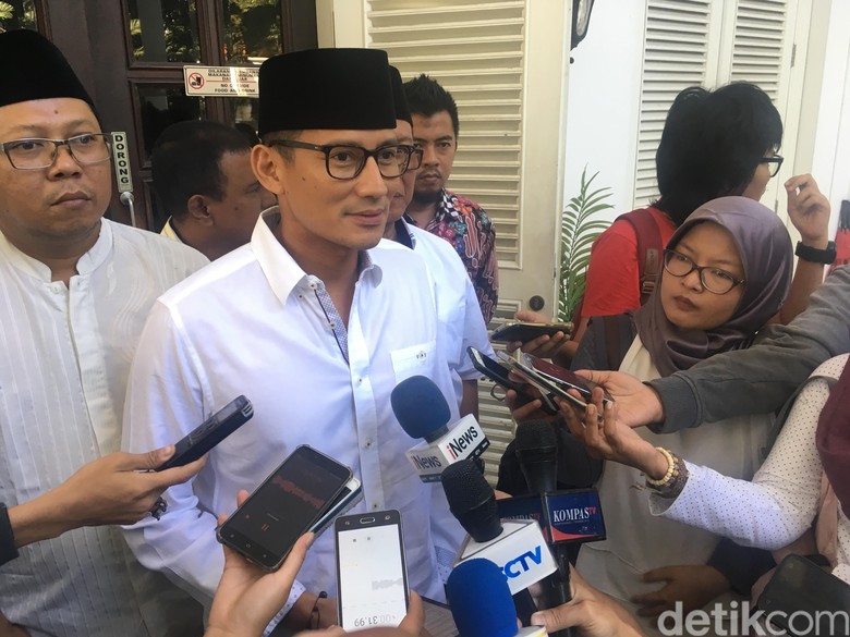 Setelah Anies, Sandi Bakal ke Singapura Hadiri World Cities Summit Setelah Anies, Sandi Bakal ke Singapura Hadiri World Cities Summit