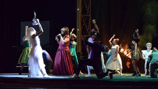 Ada juga pertunjukan The Greatest Show 