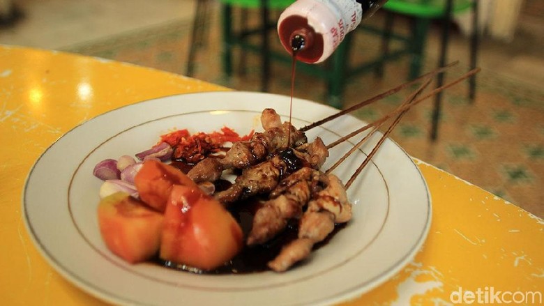 Sat e Batibul Bang Awi di Tegal (Randy/detikTravel) Sat e Batibul Bang Awi di Tegal (Randy/detikTravel)
