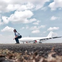 Setelah lulus dari Airlink Flying School dengan gelar sarjana dalam operasi pesawat terbang dan penerbangan, Shanika kini secara resmi bisa menerbangkan pesawat. Foto: istimewa