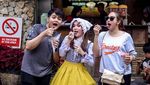 Intip Momen Seru Deswita Maharani yang Hobi Kulineran